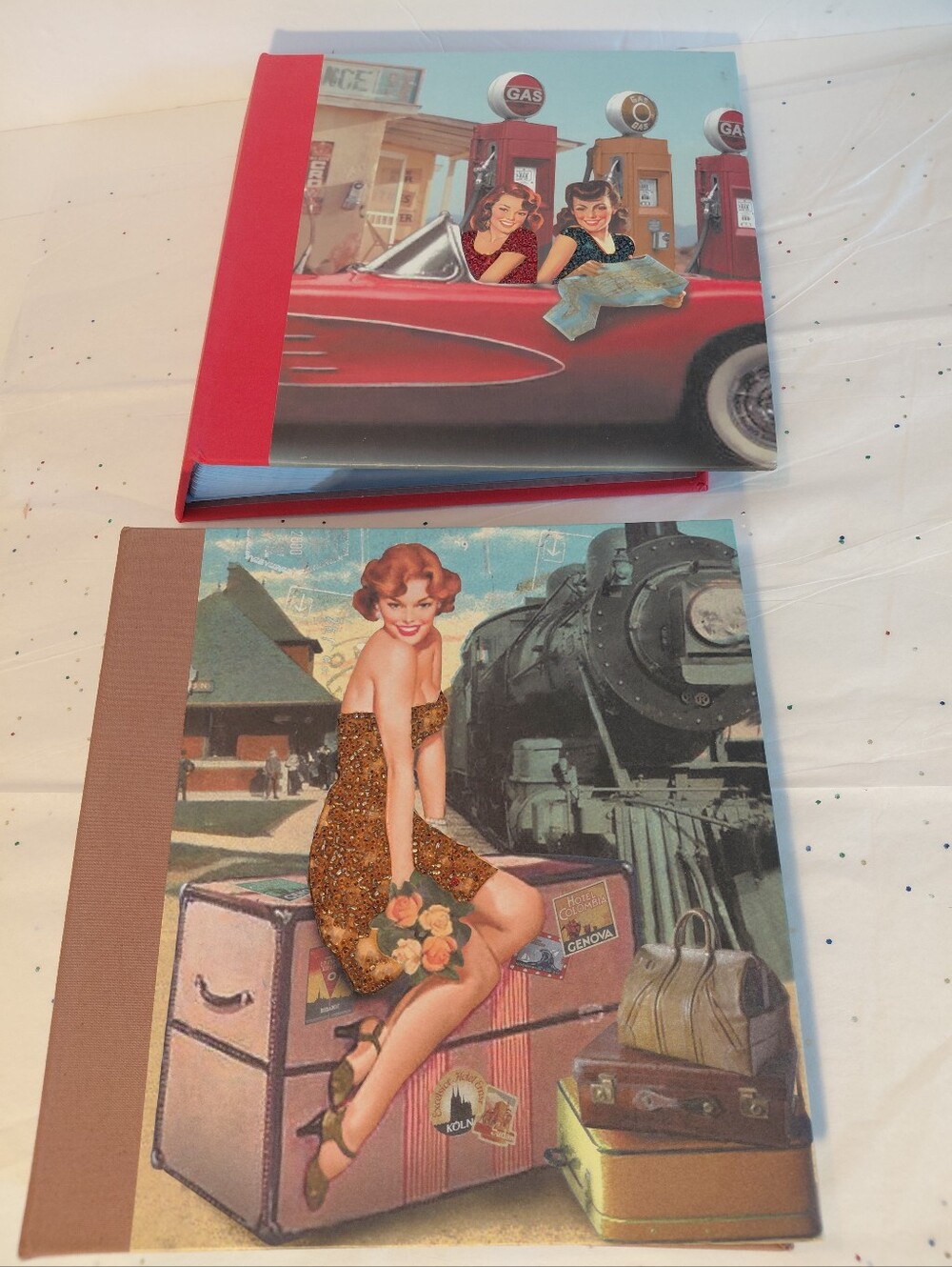 Havoc Company, Glitter GIRLS, 2003 Pin-Up Cover Photo Albums in Red and Brown
